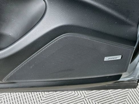 Used 2020 Porsche Cayenne AWD/4WD image 19
