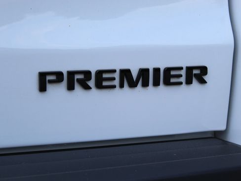 Used 2019 Chevrolet Tahoe Premier AWD/4WD image 31