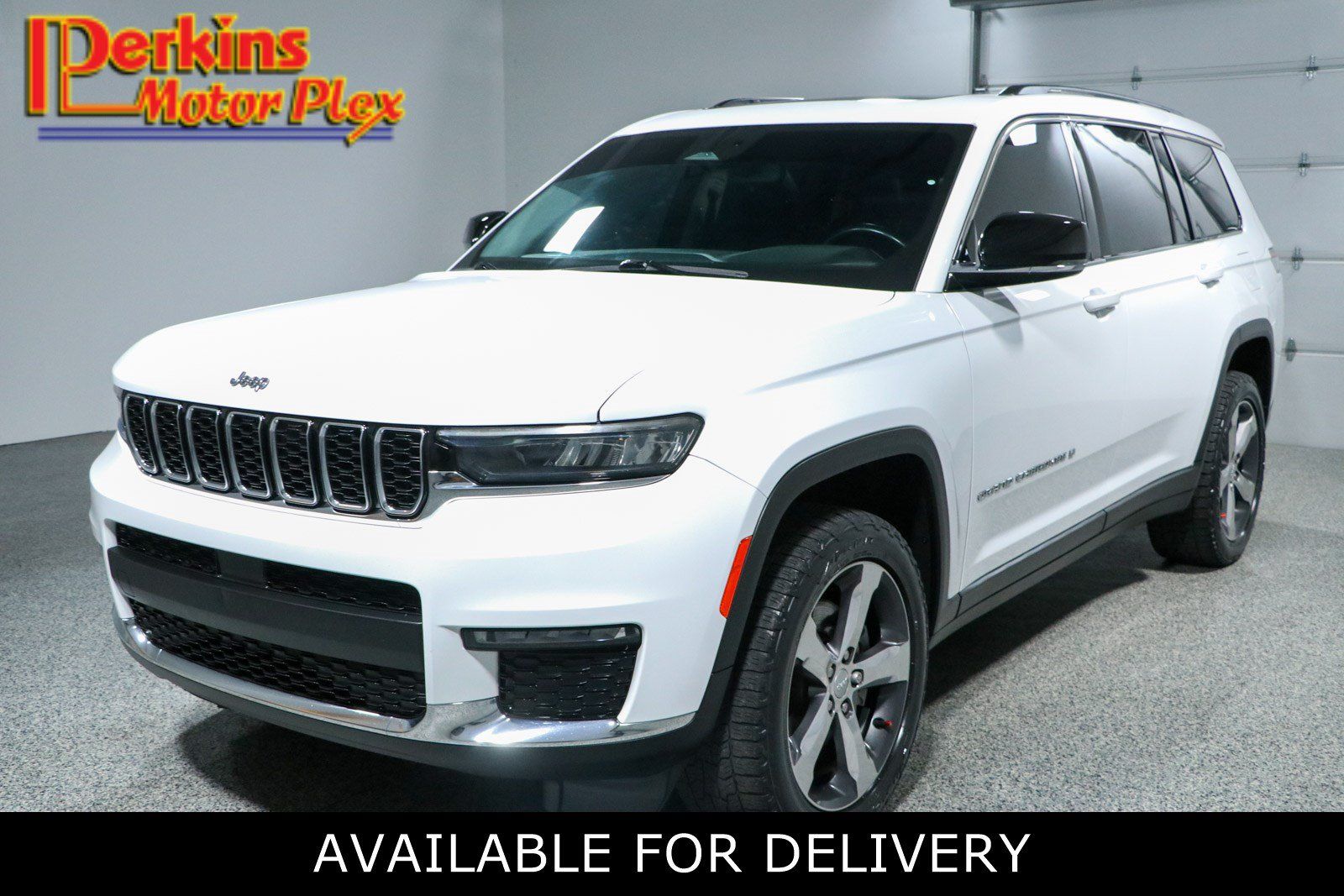 Used 2021 Jeep Grand Cherokee L Limited RWD image 1