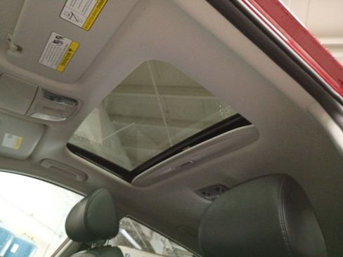 Used 2021 Kia Niro EX Premium w/ Cold Weather Package image 21