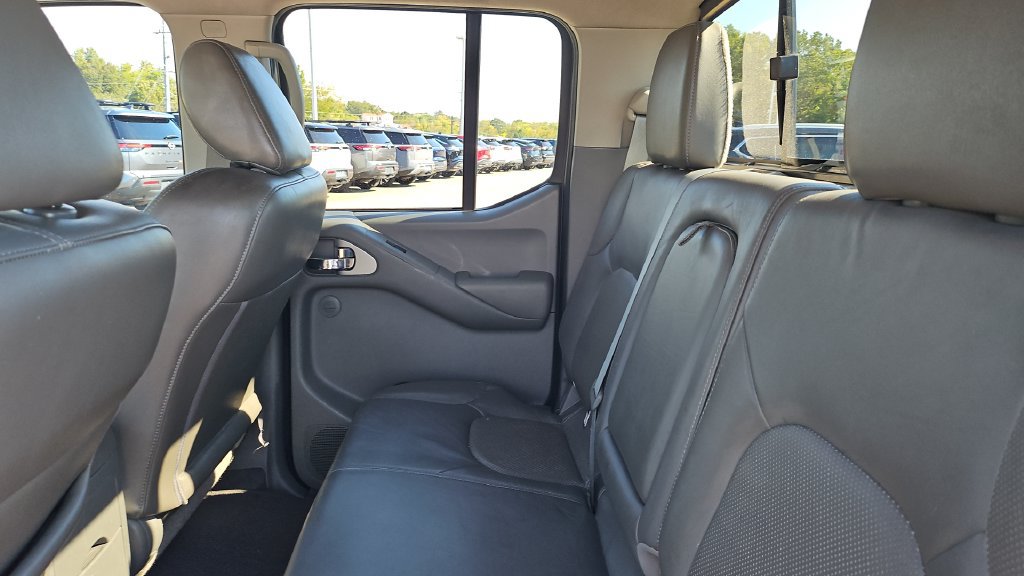 Used 2019 Nissan Frontier SL AWD/4WD image 7