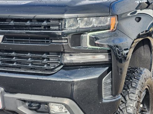 Used 2021 Chevrolet Silverado 1500 RST w/ Convenience Package II AWD/4WD image 8