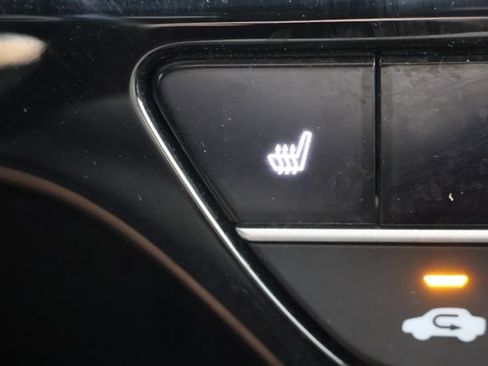 Used 2024 Honda CR-V Sport Touring image 16