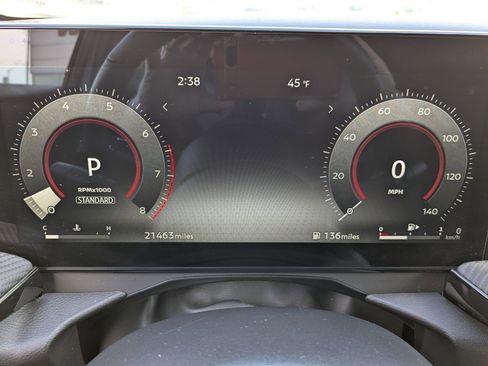 Used 2025 Nissan Kicks SR image 17