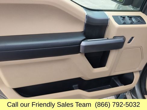 Used 2019 Ford F150 XLT w/ Equipment Group 302A Luxury AWD/4WD image 13