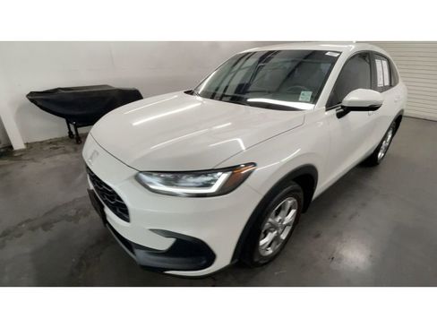 Used 2023 Honda HR-V LX image 4