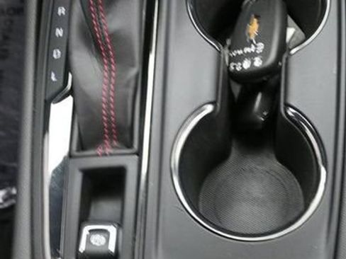 Used 2023 Chevrolet Equinox RS image 23