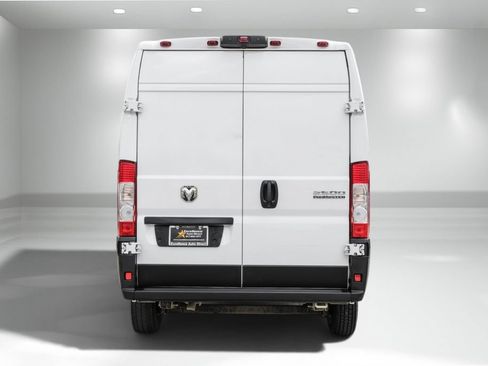 Used 2025 RAM ProMaster 2500 w/ Convenience Group FWD image 7