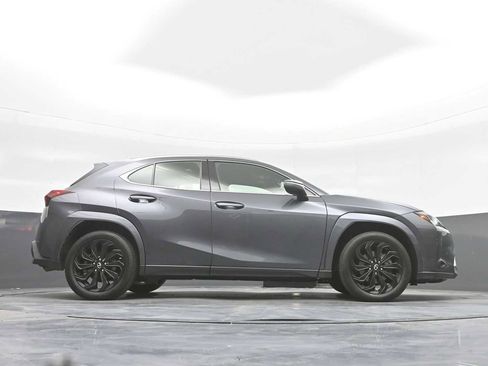Used 2024 Lexus UX 250h AWD w/ Premium Package image 34