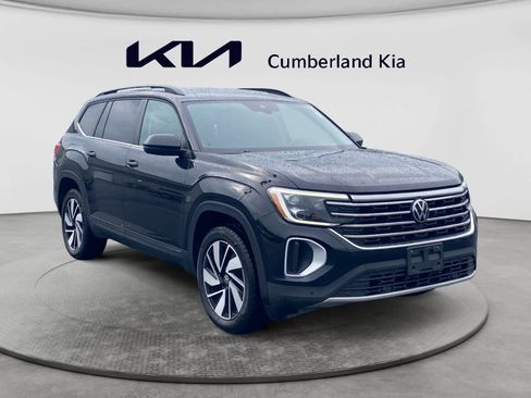Used 2025 Volkswagen Atlas SE AWD/4WD image 7