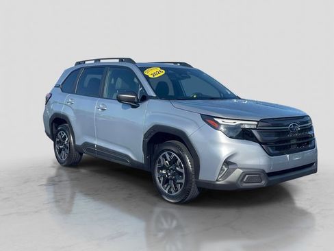Used 2025 Subaru Forester Premium w/ Convenience Package #1 AWD/4WD image 1