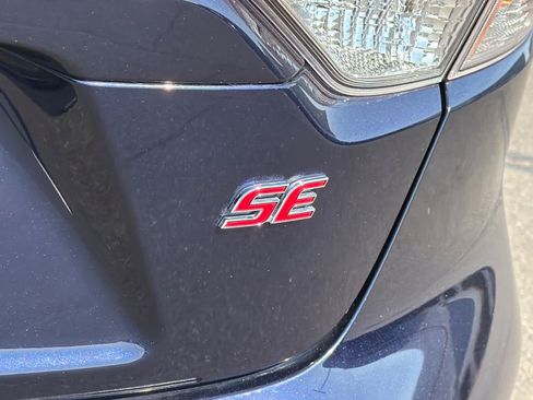 Used 2021 Toyota Corolla SE w/ SE Premium Package FWD image 30