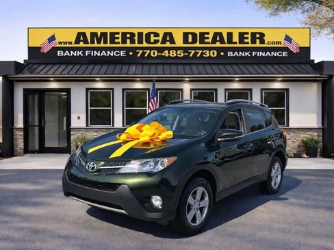 Used 2013 Toyota RAV4 XLE FWD image 1