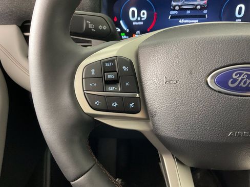 New 2026 Ford Explorer Active w/ Active Comfort Package RWD image 25