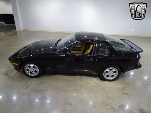 Used 1987 Porsche 944 S image 3