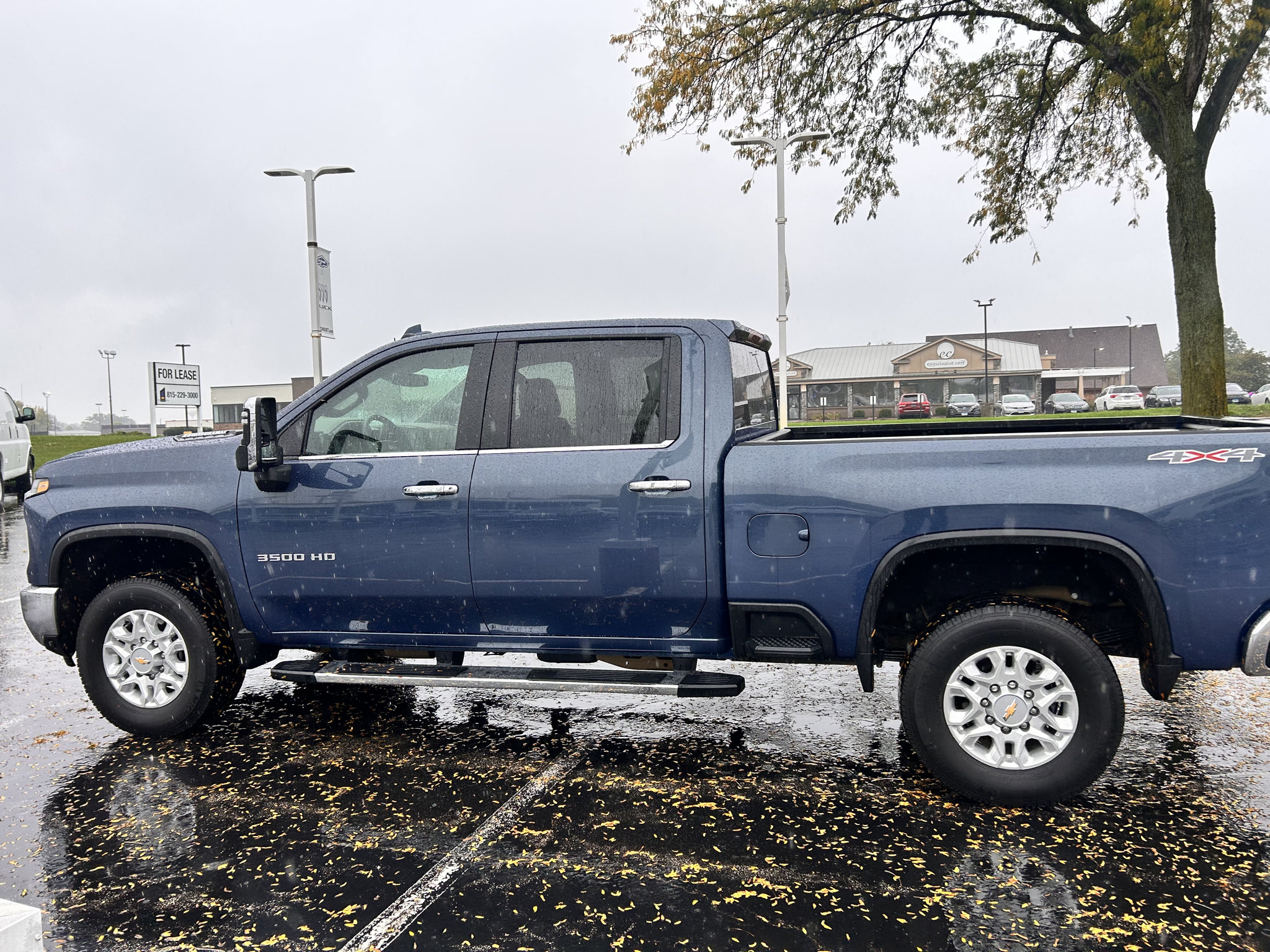 Used 2026 Chevrolet Silverado 3500 LTZ AWD/4WD image 4