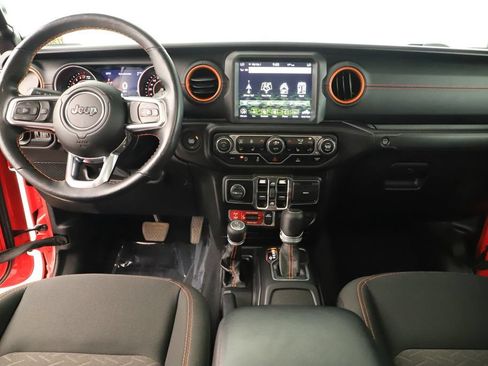 Used 2020 Jeep Gladiator Mojave AWD/4WD image 16