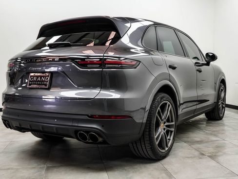 Used 2021 Porsche Cayenne S AWD/4WD image 12