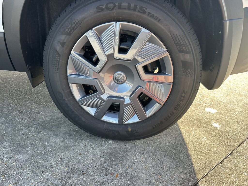 New 2027 Nissan Kicks S FWD image 21