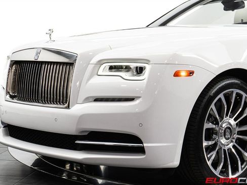 Used 2018 Rolls-Royce Dawn image 12