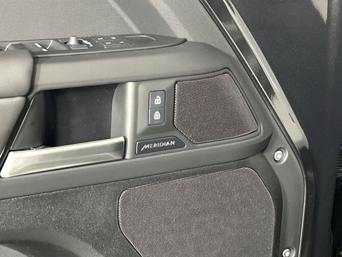New 2025 Land Rover Defender 130 S image 22