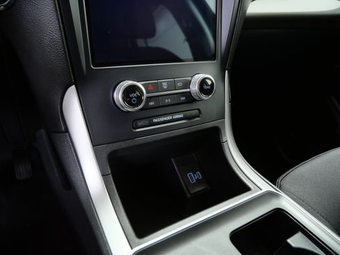 Used 2022 Ford Edge SE w/ Black Appearance Package AWD/4WD image 18