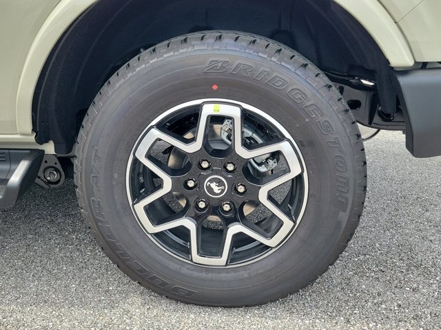 New 2026 Ford Bronco Outer Banks AWD/4WD image 6