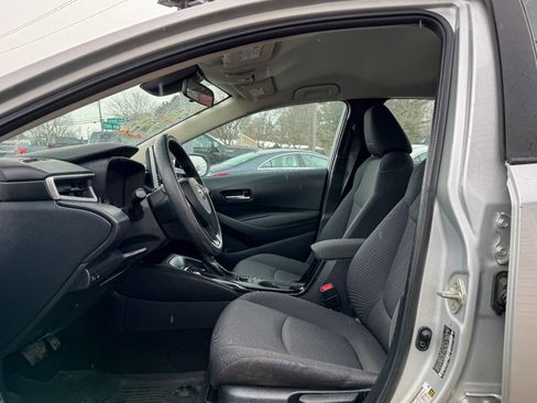 Used 2020 Toyota Corolla LE image 15