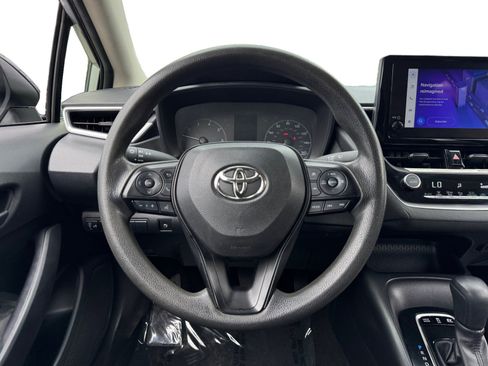 Used 2024 Toyota Corolla LE w/ LE Convenience Package FWD image 12