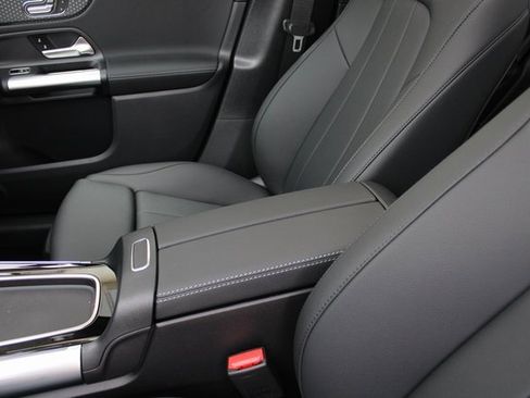 New 2024 Mercedes-Benz GLA 250 4MATIC image 30