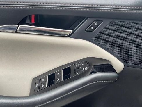 Used 2025 MAZDA MAZDA3 s image 17