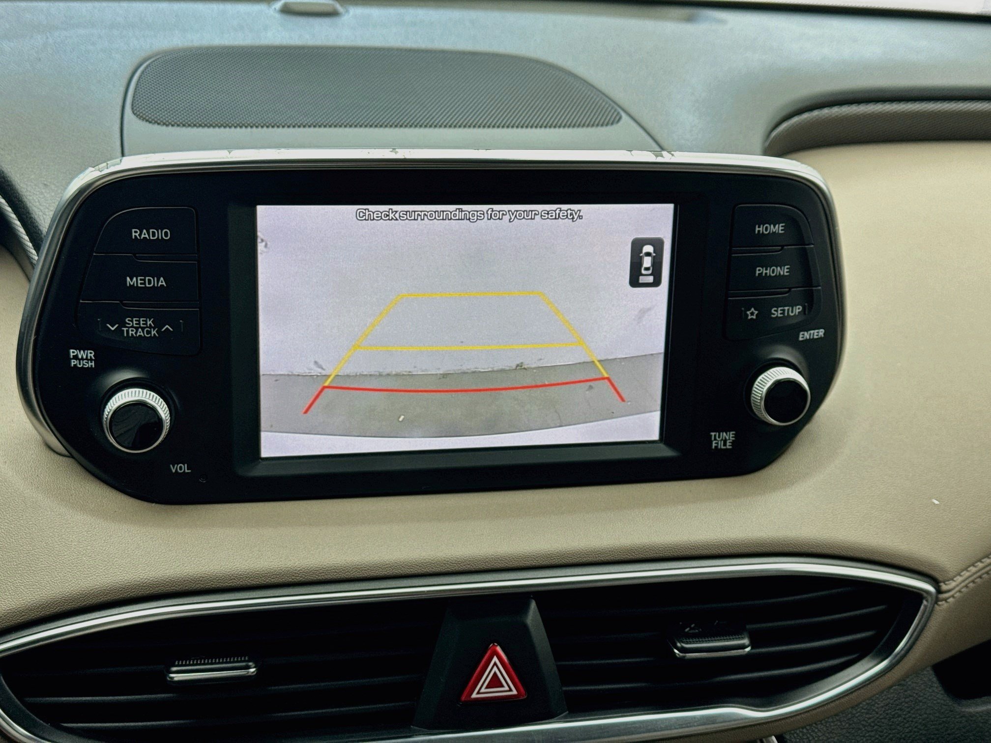Used 2019 Hyundai Santa Fe SE FWD image 10