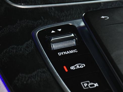 Used 2022 Mercedes-Benz E 450 4MATIC Sedan w/ Night Package image 33