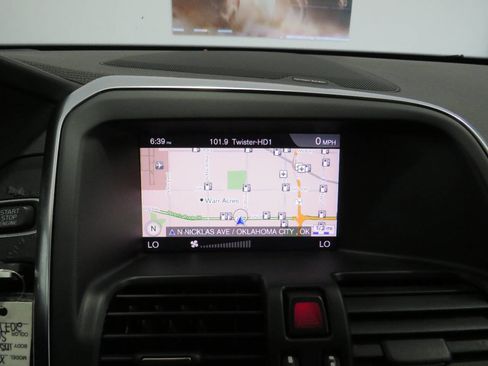 Used 2017 Volvo XC60 T5 Inscription w/ Advanced Package FWD image 21