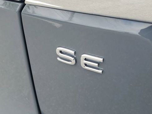 New 2026 Volkswagen Atlas SE FWD image 6