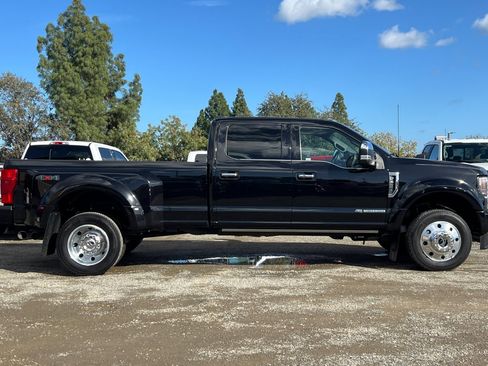 Certified 2022 Ford F450 Platinum image 3