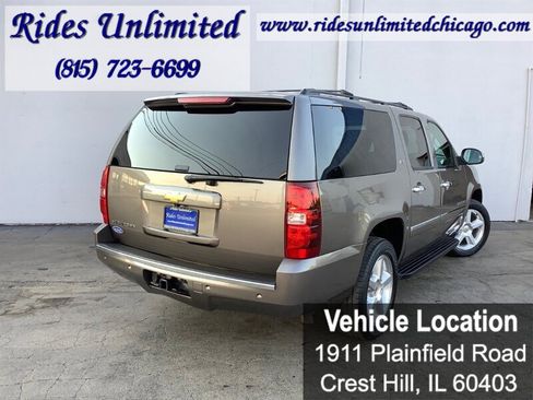 Used 2013 Chevrolet Suburban LTZ image 7