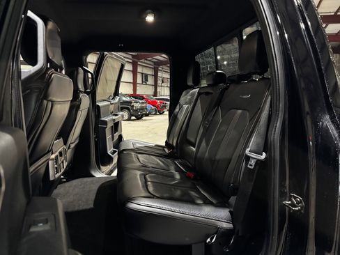 Used 2020 Ford F350 Platinum w/ Tremor Off-Road Package image 19