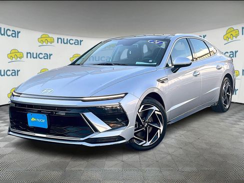 Certified 2024 Hyundai Sonata SEL w/ Convenience Package image 3