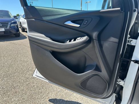 Used 2025 Buick Encore GX Preferred FWD image 18