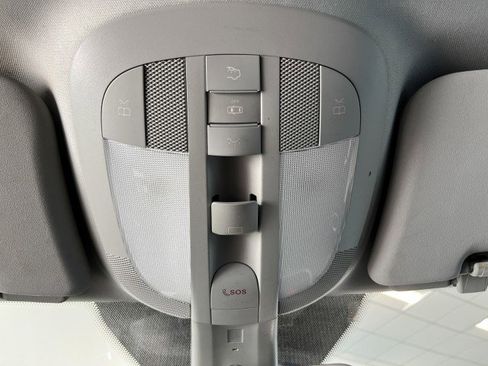 Used 2012 Mercedes-Benz GL 450 4MATIC image 28