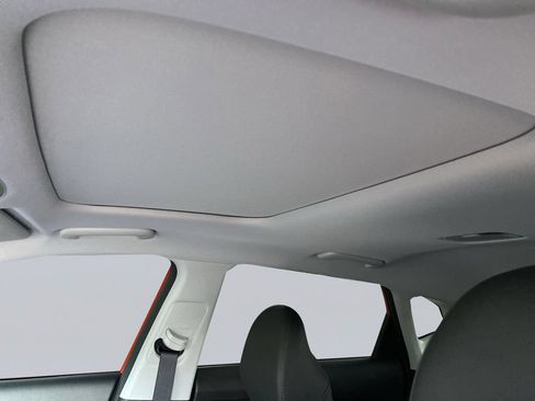 Certified 2024 Hyundai Kona Limited FWD image 27
