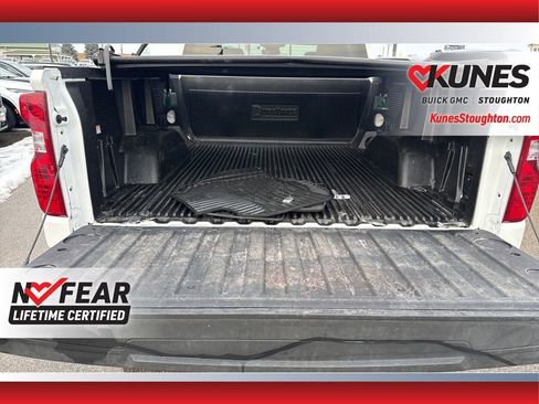 Used 2025 Chevrolet Silverado 1500 LT image 19