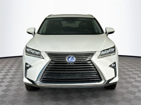 Used 2018 Lexus RX 450hL image 2