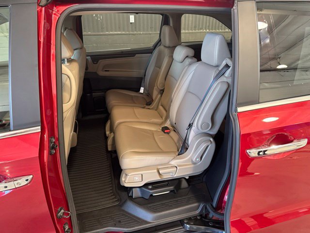 Used 2022 Honda Odyssey EX-L image 11