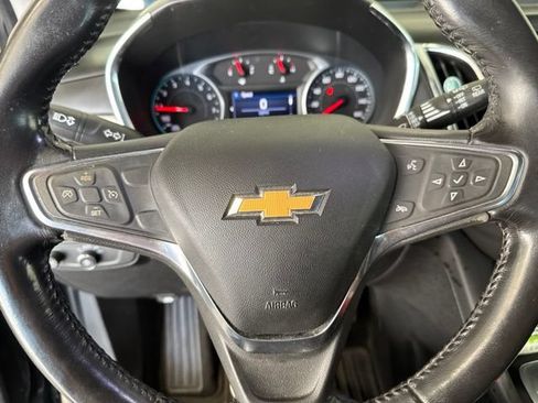 Used 2019 Chevrolet Equinox LT FWD image 12