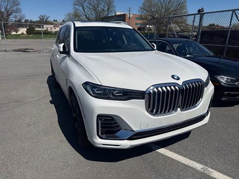 Used 2020 BMW X7 xDrive40i w/ Executive Package image 5