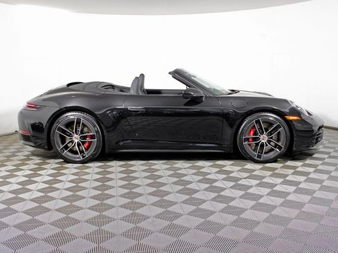 New 2026 Porsche 911 Carrera 4S image 8