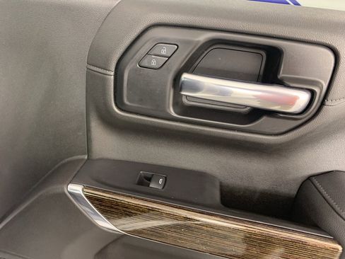 Used 2021 GMC Sierra 1500 SLE image 40