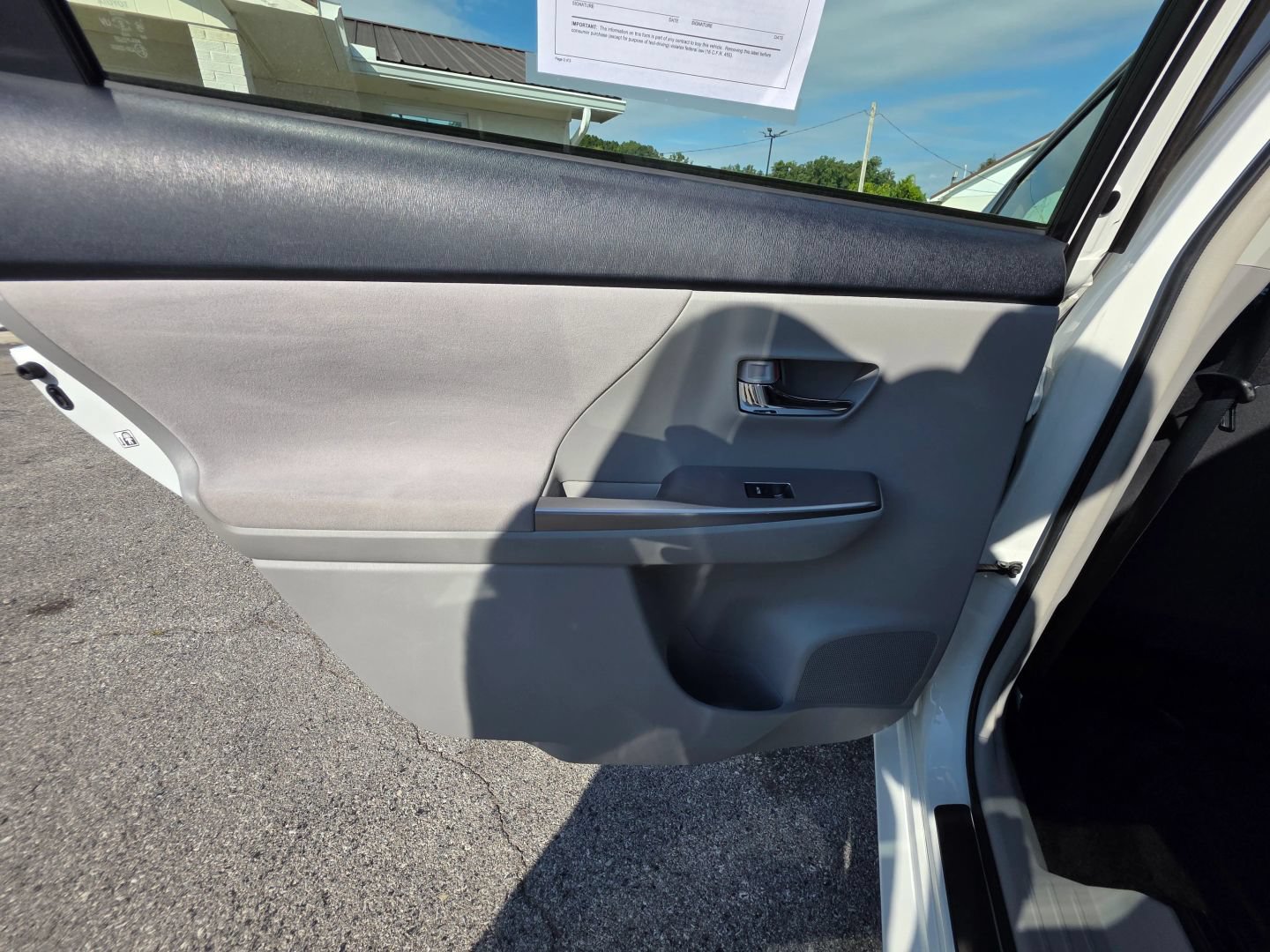 Used 2017 Toyota Prius V Two FWD image 27